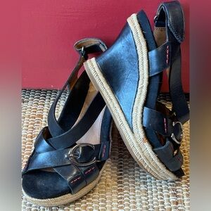 NWT EARTHIES s5 ‘Salerno’ leather wedges-adjustable Velcro sling back strap-jute
